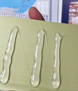 กาวซีลแลนท์ OEM ODM สำหรับพื้นระเบียง WPC พื้น<span class=keywords><strong>ลา</strong></span><span class=keywords><strong>มิ</strong></span><span class=keywords><strong>เนต</strong></span> กาวติดตั้งแบบไม่ต้องใช้ตะปู รั้วพีวีซี แผ่นฝ้าเพดาน <span class=keywords><strong>กระเบื้อง</strong></span>หลังคาโลหะ - Product Image 4