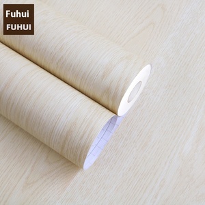 <span class=keywords><strong>Autocollant</strong></span> de film de grain de <span class=keywords><strong>bois</strong></span> PET imperméable <span class=keywords><strong>placage</strong></span> de rénovation de meubles auto-adhésif Films décoratifs de 0.12mm d'épaisseur pour portes - Product Image 3