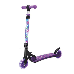 Alta calidad, intermitentes de 2 ruedas PU, patinetes para niños con vástago de luz LED y cubierta - Product Image 4