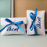 Enveloppe en velours et daim imprimée avec logo personnalisé, sac cosmétique de parfum à rabat, enveloppe de mode, pochette d'emballage en daim pour cadeau de bijouterie