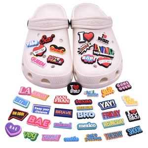 Offre Spéciale PVC colle souple détachable arc-en-ciel breloques pour sabot chaussures bricolage accessoires nouvelle phrase chaussures décorations - Product Image 3