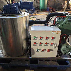 ZR- Macchina Industriale per la Produzione di Ghiaccio a Scaglie da 1000kg/giorno, 1-3 Tonnellate, per Acqua Salata Marina, per Mercati di Pesce e Frutti di Mare - Product Image 1