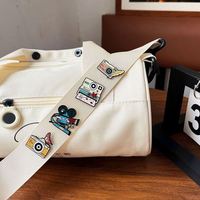 Broche Appareil Photo Cartoon Coloré Polaroid Goutte d'Huile Médaille Badge Sac Unisexe