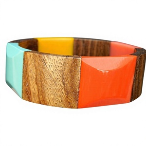 New Best High Quality Colorful Resin Wood <b>Bangle</b> Bracelets Stylish Design Handmade Round Shape Multicolor Design Craft Jewelry - Product Image 2
