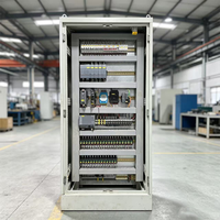 Panel de Control Industrial Inteligente con Unidad Maestra PLC, Disposición de Terminales Multicapa, Ideal para Generadores Diésel Eléctricos