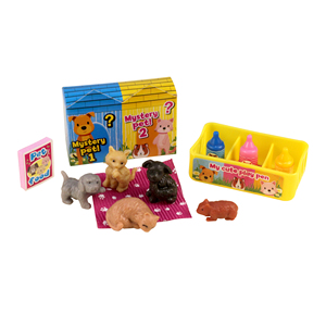 Custom 2025 Kids Mini Pet Figures Tiny Cute Animals Farm Toy Small Size Pretend Play Game Set Promotion Toys and Items Gifts
