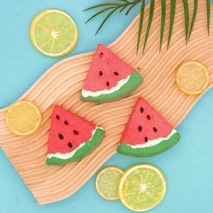 Ensemble de bombes de bain Fruit Family - Extra grandes et pétillantes pour femmes, hommes et enfants - 3 bombes de bain en forme de fruits, parfumées naturellement, idéales pour les cadeaux - Product Image 4