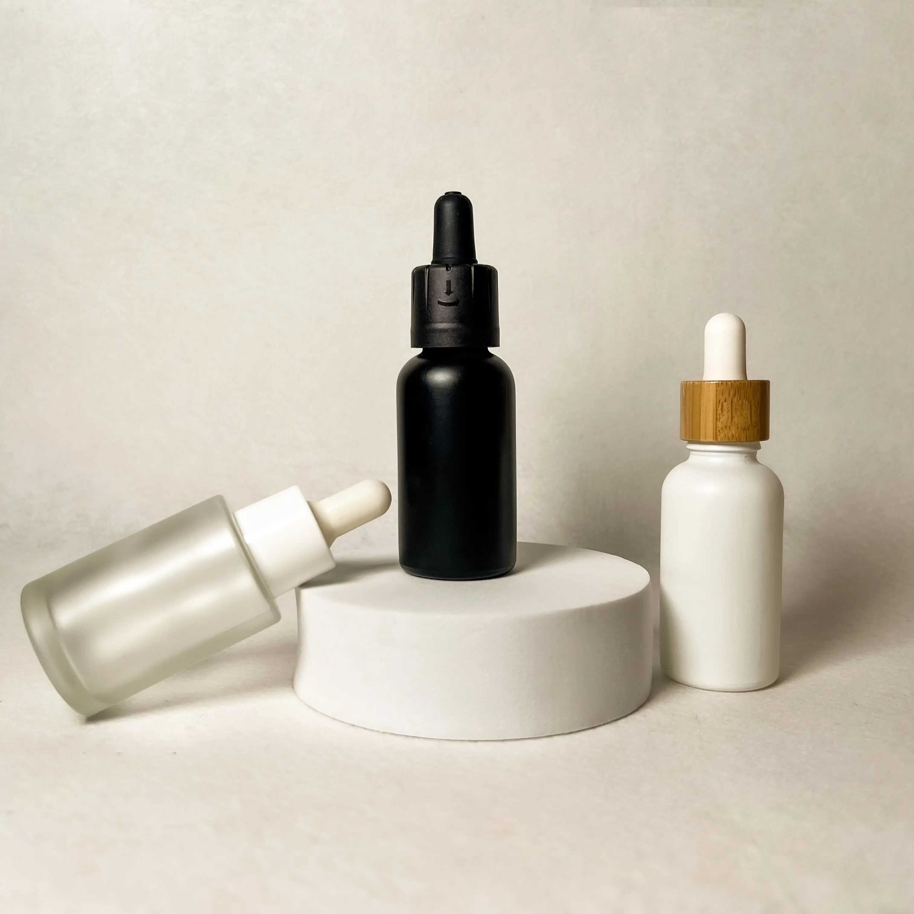 cosmetic luxury glass bottle black