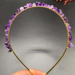 تاج من الكريستال الطبيعي الحظي، إكسسوار شعر يدوي الصنع، هدية للعروس في العطلات - Product Image 4