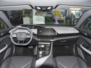 Voiture d'occasion la plus vendue : Changan Uni-V 1.5T, excellente voiture compacte 5 places essence, Uni-V <span class=keywords><strong>2023</strong></span> 1.5T 188HP L4 pour adultes, en stock - Product Image 5