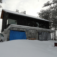 Villa préfabriquée de luxe avec panneaux SIP et structure isolée pour une vie résidentielle et de villégiature durable Maison préfabriquée
