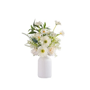 Bouquet de fleurs artificielles Willow Lane en tissu tissé plastique pour décoration intérieure et arrangements de mariage - Product Image 3