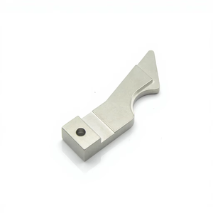 Pièces détachées neuves pour souffleuses automatiques de bouteilles PET 728004 728005 7128010 7128013 7128014 7128015 - Product Image 1