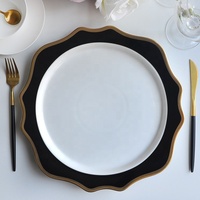 Assiettes de Présentation en Porcelaine Céramique Noire Florale avec Incrustations Dorées, Résistantes à la Décoloration, pour Mariages, Banquets et Usage Domestique – Vente en Gros