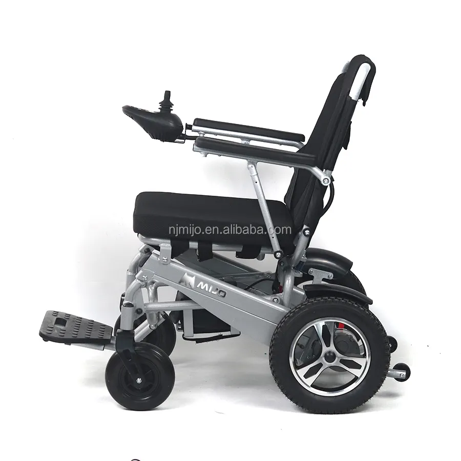 Fauteuil roulant électrique pliant portable orthopédique de base en alliage d'aluminium fauteuil roulant léger