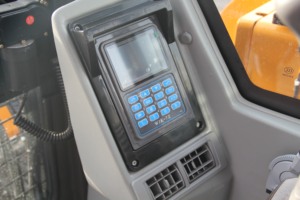 Envío Gratis para Excavadora de Orugas Taijin de 6.5 Toneladas con Motor PLC, Alta Potencia de Excavación y 1 Año de Garantía - Product Image 6