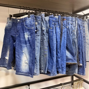 Pantaloncini in denim usati da uomo di Grado A all'ingrosso, pantaloni <span class=keywords><strong>capri</strong></span> in jeans usati, <span class=keywords><strong>abbigliamento</strong></span> estivo da uomo usato in balle, selezione premium - Product Image 6