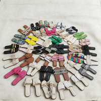 Sandales plates populaires pour femmes, tongs tendance en solde, tongs de marche décontractées, styles variés expédiés aléatoirement