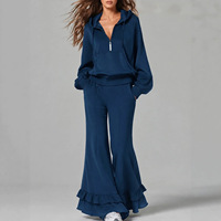 Ensemble décontracté pour femme BR7145 : Sweat à capuche uni avec demi-fermeture éclair et pantalon évasé à volants – Tenue deux pièces