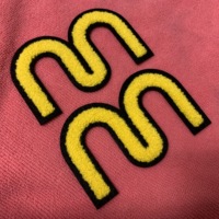 Lettre personnalisée en chenille découpée pour sweats à capuche, logo 3D à la mode Écusson de broderie en chenille à repasser pour uniforme