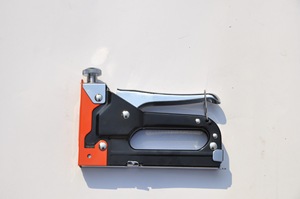 Venta directa <span class=keywords><strong>de</strong></span> fábrica, juego <span class=keywords><strong>de</strong></span> pistola <span class=keywords><strong>de</strong></span> clavos <span class=keywords><strong>de</strong></span> tres usos para el hogar, marco <span class=keywords><strong>de</strong></span> fotos para carpintería, muebles <span class=keywords><strong>de</strong></span> <span class=keywords><strong>tela</strong></span> publicitaria - Product Image 5