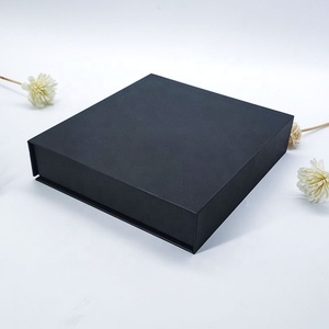 Boîtes cadeaux rigides magnétiques noires personnalisées avec insert en mousse EVA sur mesure pour l'emballage de sérum de soin de la peau et de coffrets beauté - Product Image 6