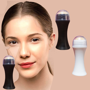 2023 New style skin care & tools Oil-Absorbing Volcanic Face Roller Natural Volcanic Stone oil absorbing roller