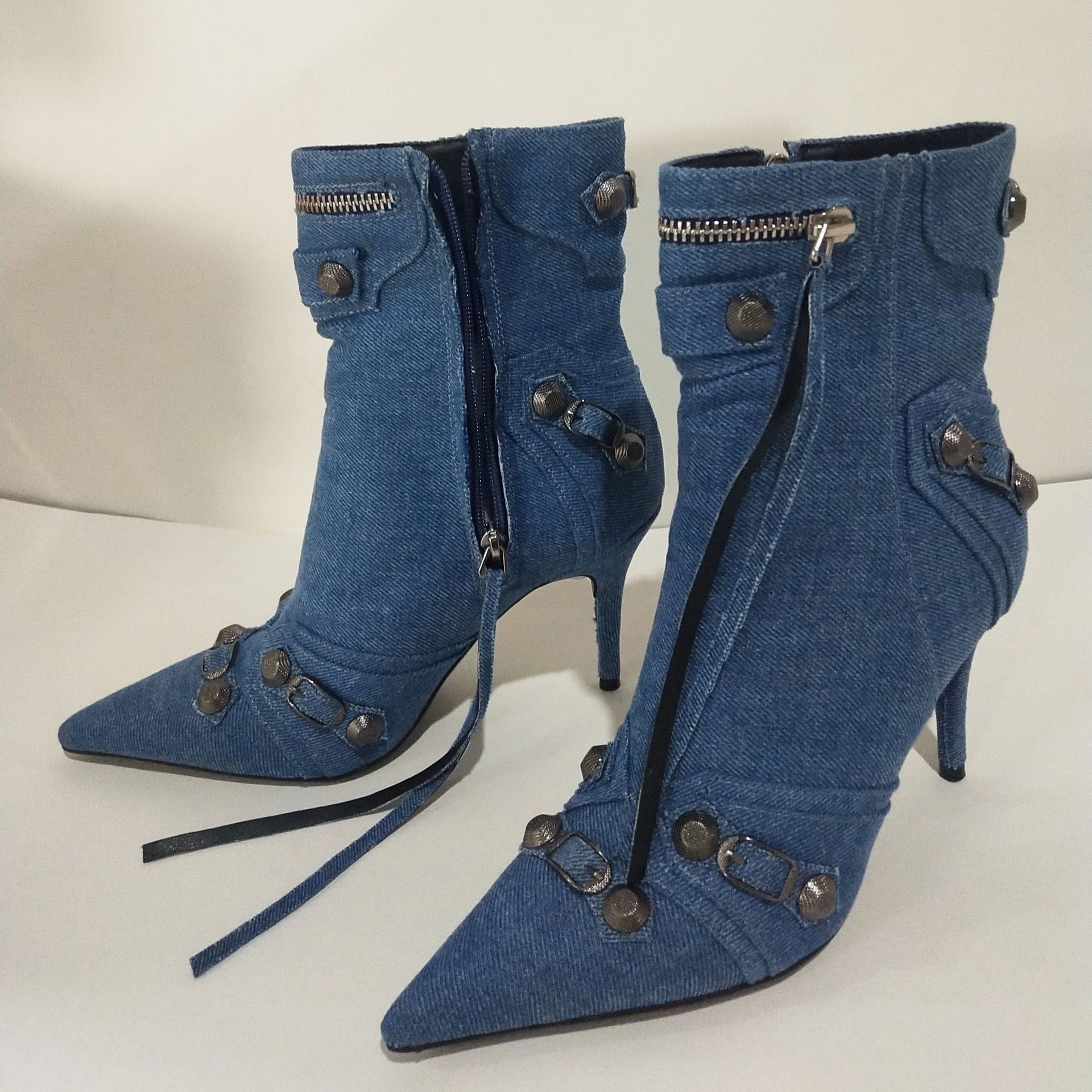 Blu scuro