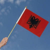 Drapeaux à main de l'Albanie, drapeau personnalisé, mini drapeau sur bâton avec poteaux en bois pour les défilés et les décorations
