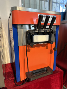 Chinese Factory Supply Commercial Automatic Multiple Colors Ice Cream Machine <strong>Maker</strong> 3 Flavor Soft Serve Ice Cream <strong>Maker</strong> - Product Image 3