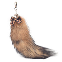 Nouveauté 2026 : Porte-clés en véritable fourrure de renard de 40 cm avec nœud léopard, clochette et fermoir doré – Breloque de sac en fourrure moelleuse
