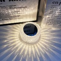 Lampe de bureau LED portable TSINYE en cristal, 3 niveaux de luminosité, 16 couleurs, télécommande tactile, lampe rechargeable pour chambre/salon