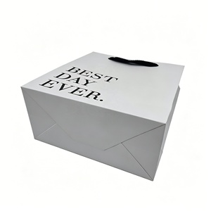 Bolsas de Regalo de Papel Impresas Personalizadas con la Frase "El Mejor Día de Siempre" |   Bolsas de Compras Blancas Mate con Asas de Listón Negro para Bodas y Eventos - Product Image 5
