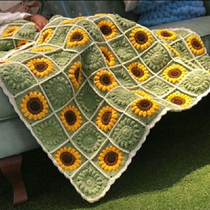 <span class=keywords><strong>Manta</strong></span> <span class=keywords><strong>de</strong></span> Bebé Tejida <span class=keywords><strong>a</strong></span> Crochet, Hecha <span class=keywords><strong>a</strong></span> Mano, con Diseño <span class=keywords><strong>de</strong></span> Cuadrados <span class=keywords><strong>de</strong></span> Abuela, en Poliéster, Acrílico, Algodón, <span class=keywords><strong>Lana</strong></span> y Cachemira, Fabricada en 2026 - Product Image 2