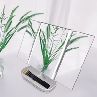 Miroir de maquillage LED rectangulaire portable à trois volets 10X miroir cosmétique domestique pliable avec lumière LED