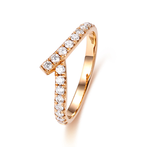 Bague de fiançailles en or massif 18 carats avec diamants naturels, bijoux de luxe sur mesure pour femmes, pour un usage quotidien. - Product Image 1