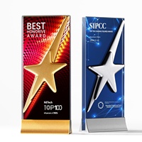 Trophée créatif en cristal et métal, sur mesure, haut de gamme, pour récompenser les employés exceptionnels lors de la réunion annuelle de l'entreprise