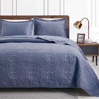 Couvre-lit matelassé en microfibre moderne chinois blanc multi-aiguilles imperméable réversible polyester patchwork couvre-lit King