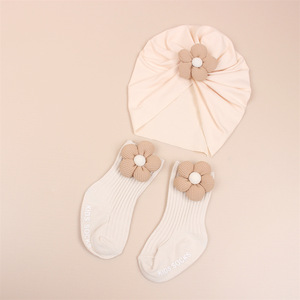 Bonnet en coton automne-hiver et chaussettes antidérapantes pour bébés garçons et filles, nouveau-nés jusqu'à 2 ans, pour usage quotidien, <span class=keywords><strong>plage</strong></span>, fêtes, uni - Product Image 3