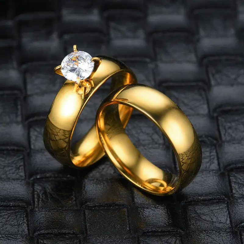 YUJIN 2022 Wholesale Fashion 18K Gold Plated Titanium Zircon Engagement Wedding Stainless Steel couples rings