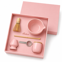 Nouveau design, lot de 7 pièces, kit de thé matcha en gros, boîte cadeau, ensemble de thé matcha en céramique vert et rose avec fouet (Chasen)
