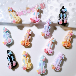 Accessoires en résine de violon simulé Violon-Caractéristiques Accessoires de bricolage en acrylique Matériaux faits à <span class=keywords><strong>la</strong></span> main - Product Image 4