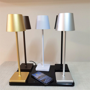 Stasiun Pengisian Daya Nirkabel Cepat 6 in 1 Baru, Pengisi Daya Tunggal/Ganda 2 in 1 Cepat 5w 7.5w 10w untuk Ponsel Pintar dan Lampu Meja - Product Image 3