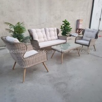 Feuchtigkeitsbeständiges Hochwertiges Langlebiges Sofa-Set Minimalistisches PE Halbkreisförmiges Rattan-Geflecht Outdoor-Sofa-Set
