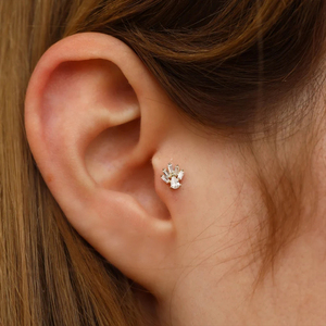 Pendientes de Aro Geométricos de Plata de Ley S925 con Diseño de Triángulo y Circonita, para Cartílago, Modernos para Mujer - Product Image 4