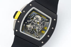 Montre tendance de haute qualité, style de marque de créateur, rectangulaire, en acier inoxydable noir, avec cadran vert en fibre de carbone et design ajouré – Offre spéciale - Product Image 3