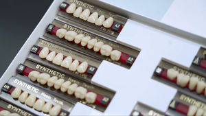 Denti Artificiali Dentali Approvati CE ISO, Denti Sintetici in Polimero Composito per Laboratorio Odontotecnico - Product Image 3