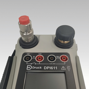 DPI 611 휴대용 압력 교정기, 0.05% 정확도, 전류 루프 및 스위치 테스트 기능 포함, 현장 교정용, 0-700 바(옵션) - Product Image 5