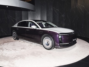 2025豪华电动汽车大师S800电动汽车/混合动力轿车按摩座椅中国全新高级新能源汽车AWD驱动否 - Product Image 5