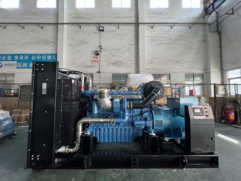 Manufacturer's Open 500Kw/800Kw/1000Kw diesel Generator Set Automatically Starts at 50/60hz and 1500-1800rpm